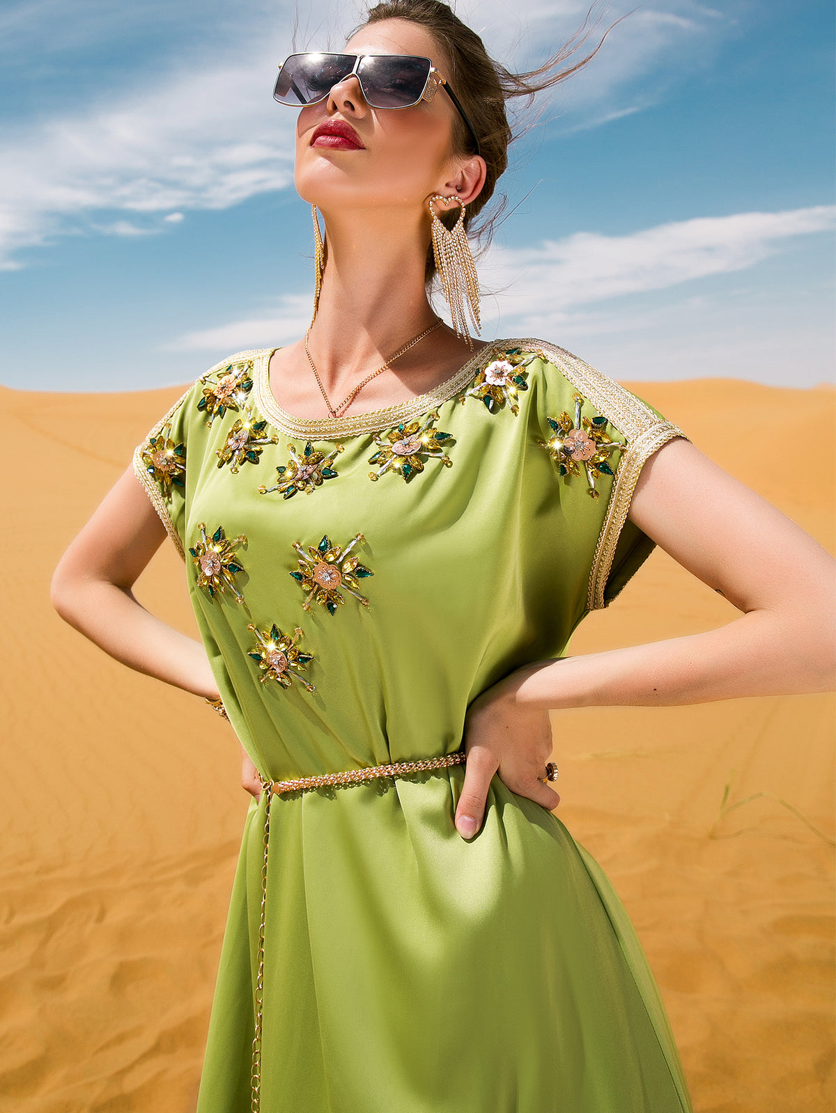 فساتين عربية مطرزة 1246662