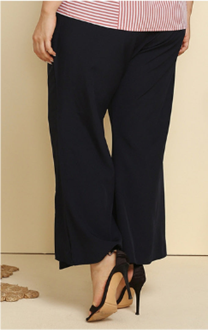 بنطال واسع الساق مقاس كبير 1289052