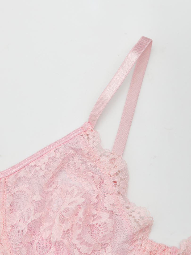 Lace-Trimmed Lingerie Set 1230731