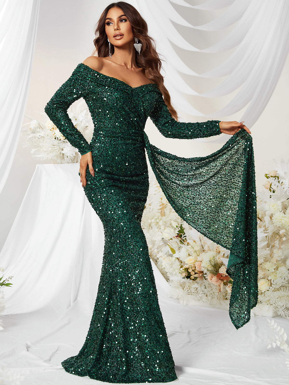 Sequinned Arabian Dresses 1287902