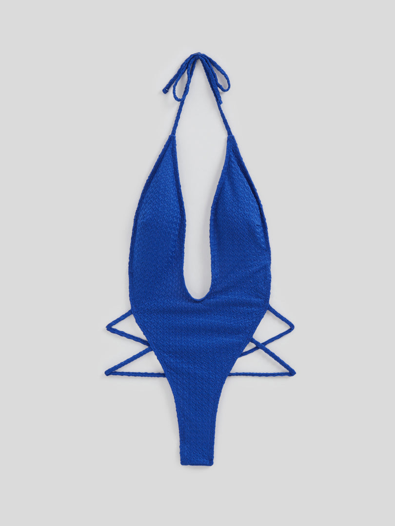 Cut Out One Piece 113129