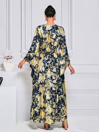 Belted Arabian Dresses 1321612