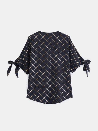 Tied Pullover Blouse 119400