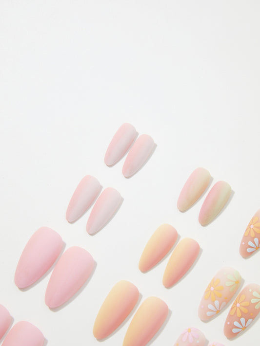 Light Pink Daisy Pattern Ombre Press On Nails 1235722