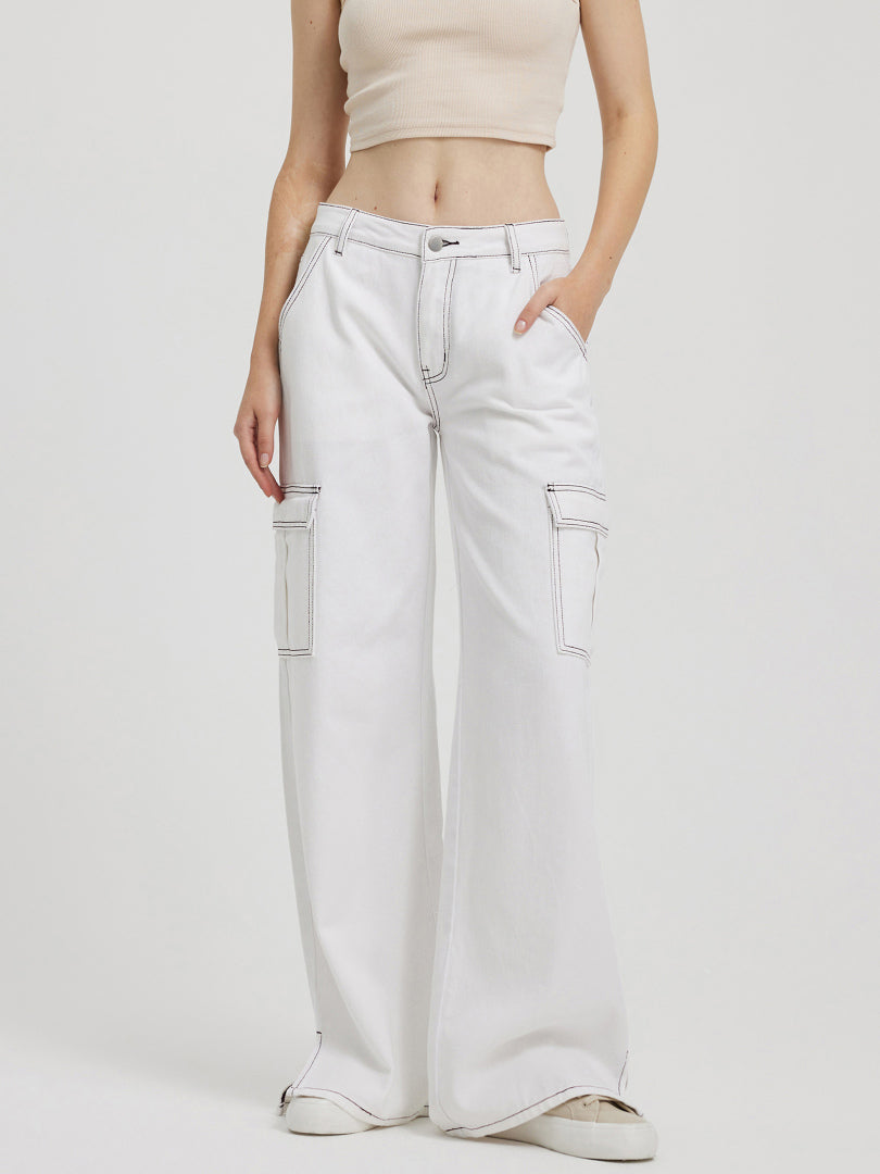 Low-waist Contrast Stitch Wide Leg Jeans 110111
