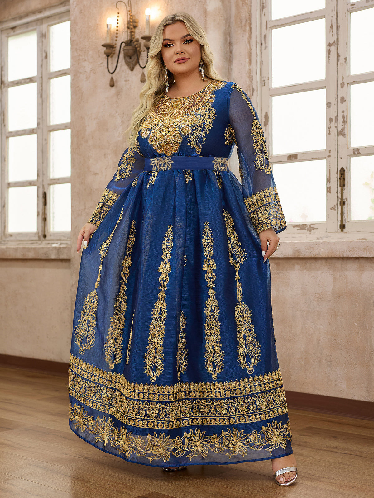 پڵەس سایز ڕەنگ بلۆک جل و بەرگی عەرەبی 1287412