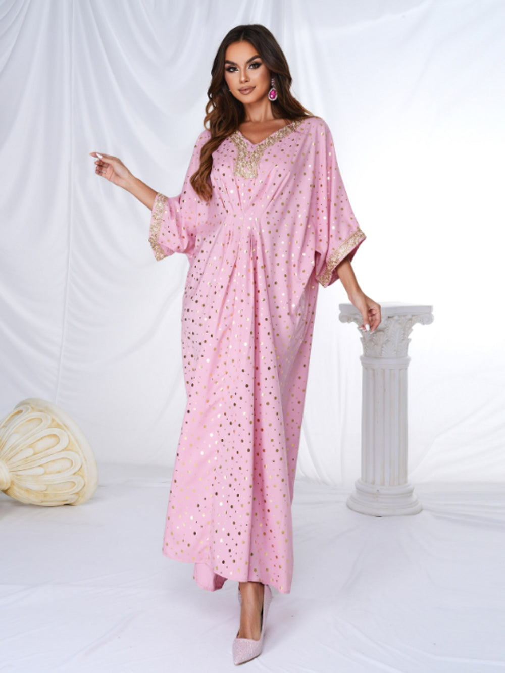 فساتين عربية مطرزة 1284312