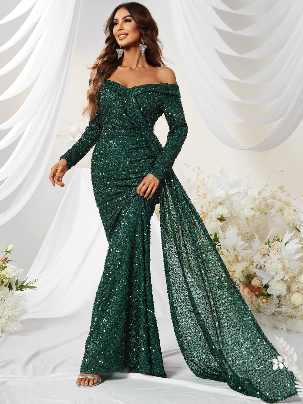 Sequinned Arabian Dresses 1287902