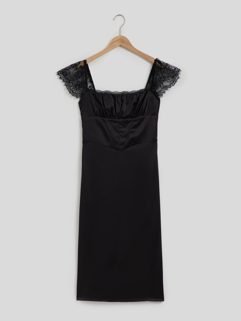 Lace-trimmed Bodycon Dress 116739