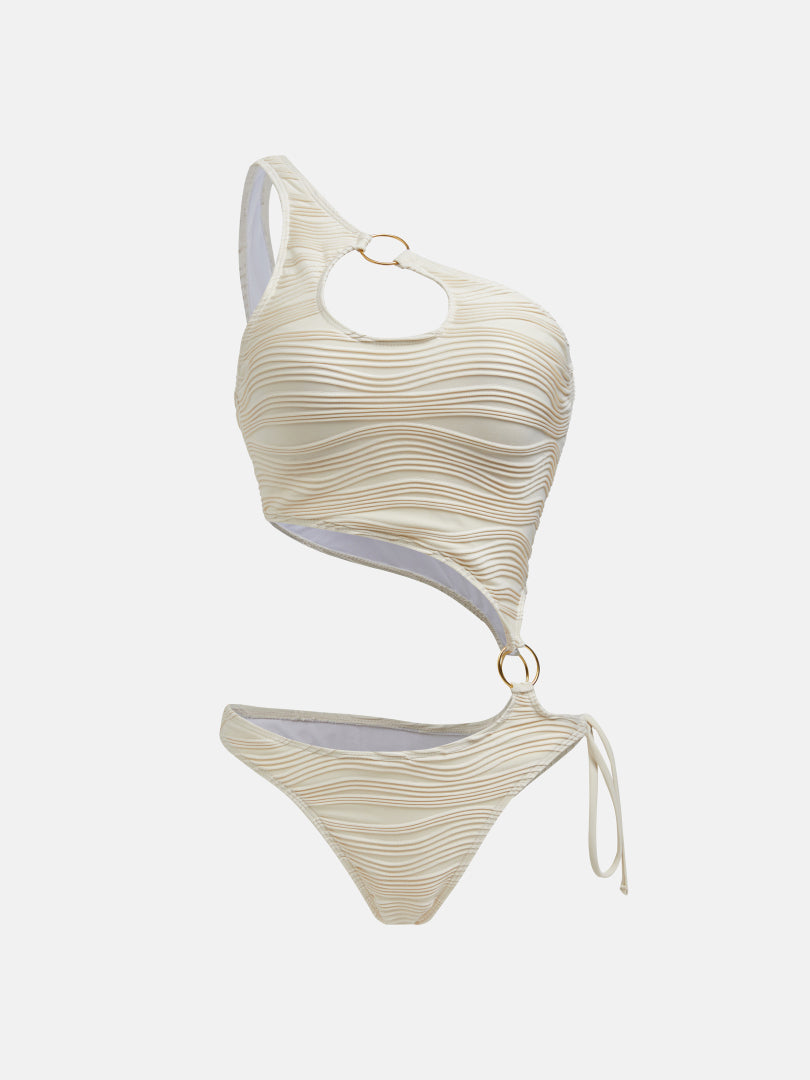 Cut Out One Piece 118971