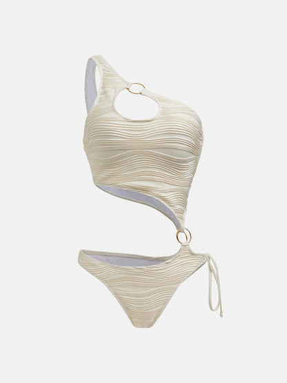Cut Out One Piece 118971