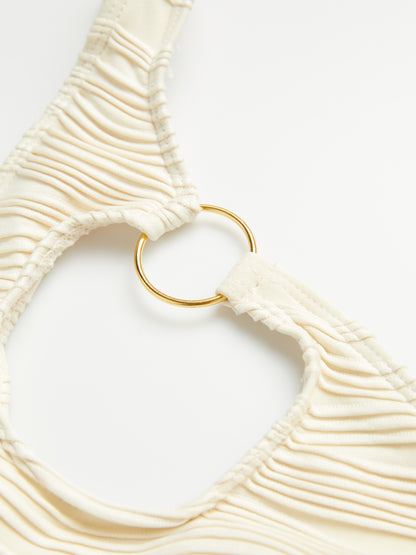 Cut Out One Piece 118971