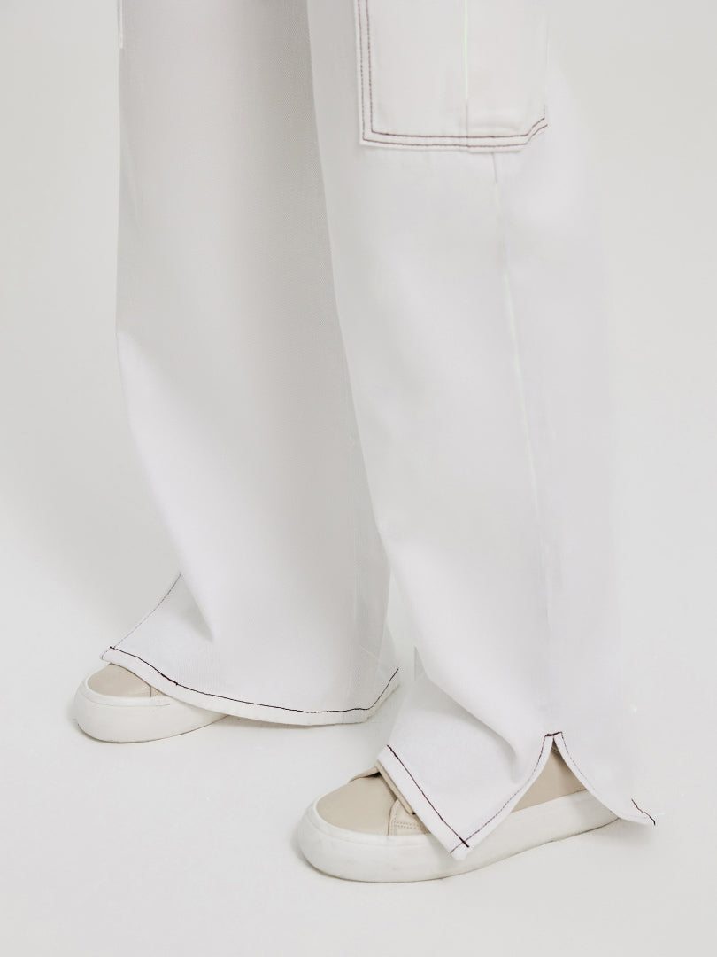 Low-waist Contrast Stitch Wide Leg Jeans 110111