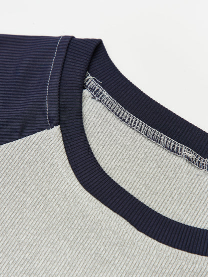 Embroidered Pullover T-Shirt 1260822