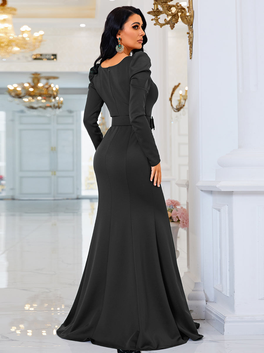 Belted Arabian Dresses 1288172