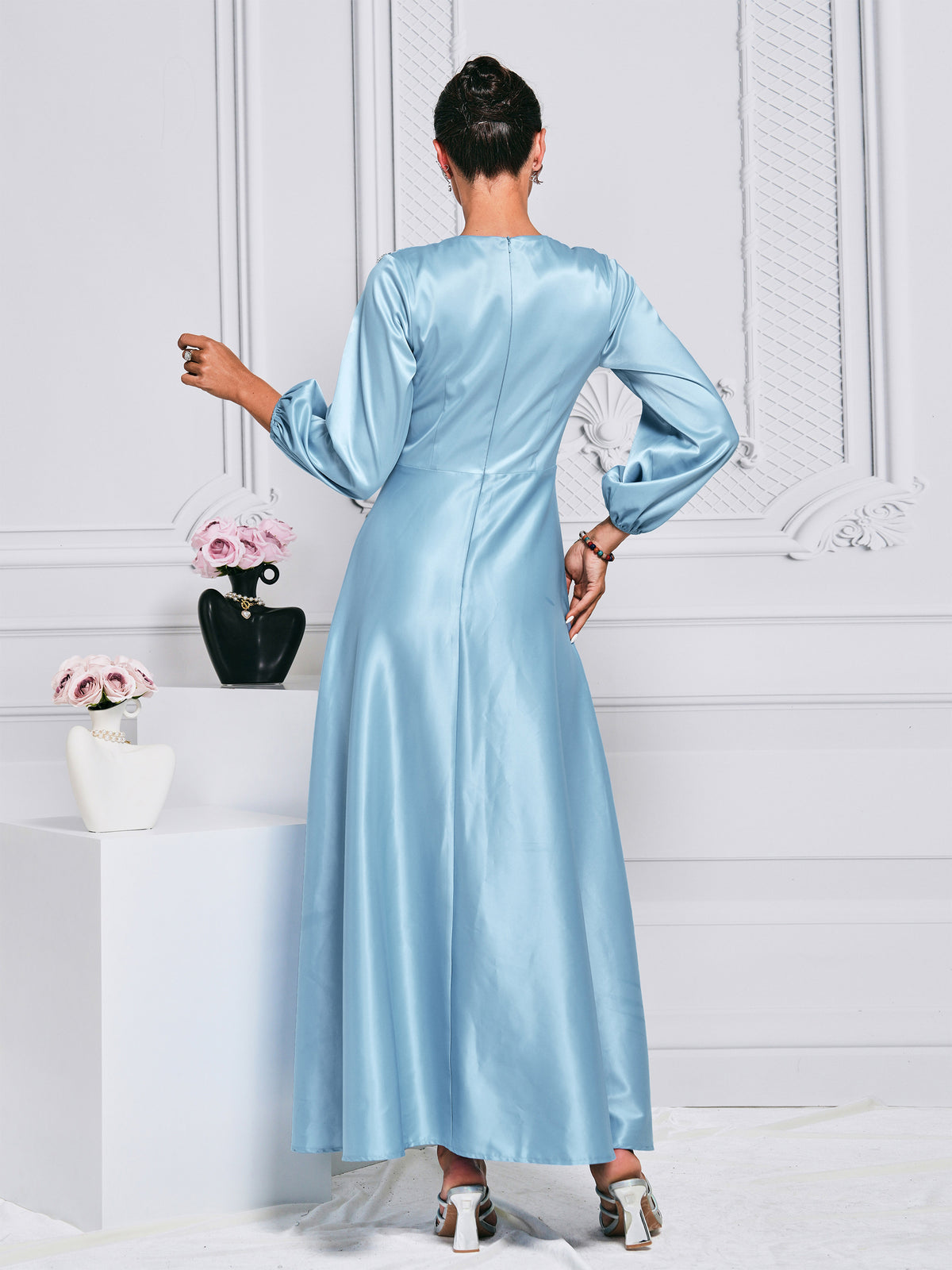 Fringed Arabian Dresses 1246972