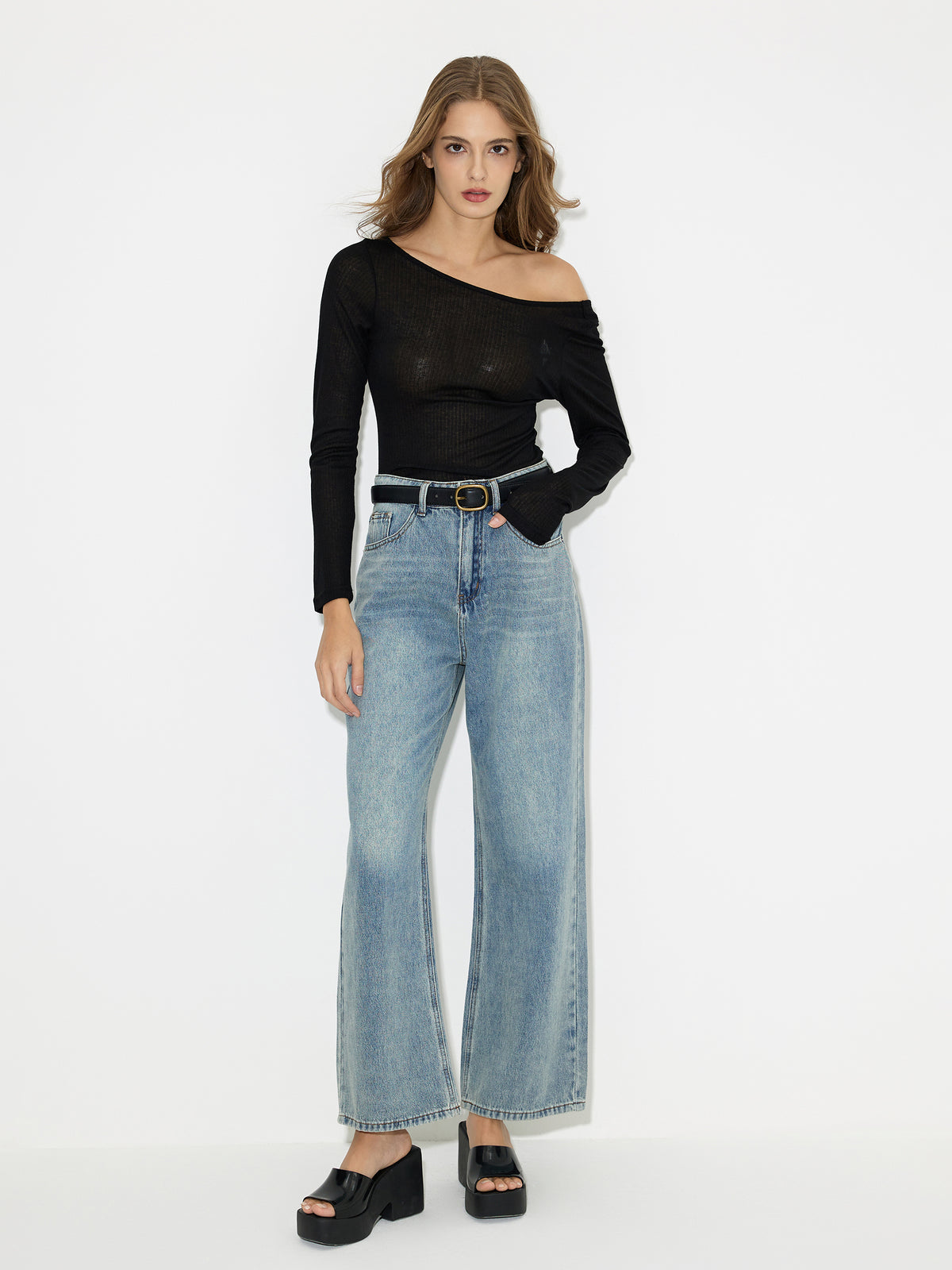 Open Back Pullover T-Shirt 118149