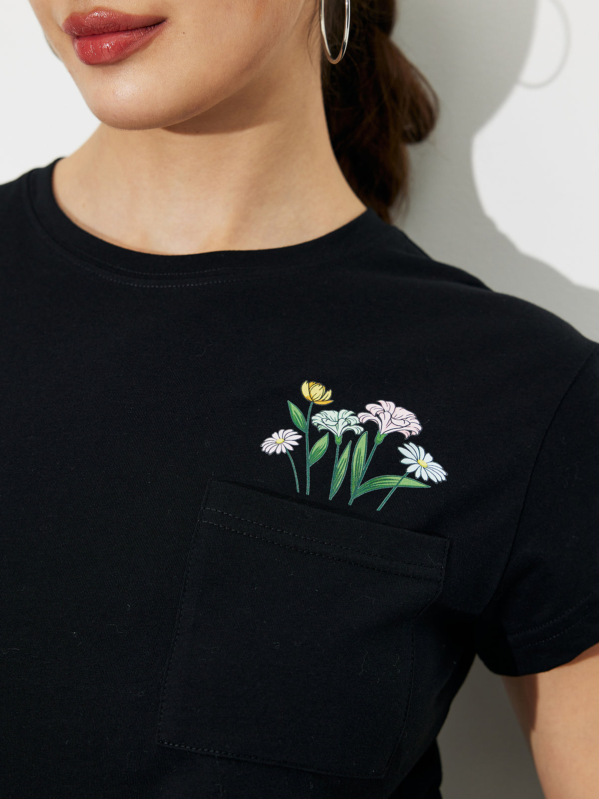 Printed Pullover T-Shirt 120324