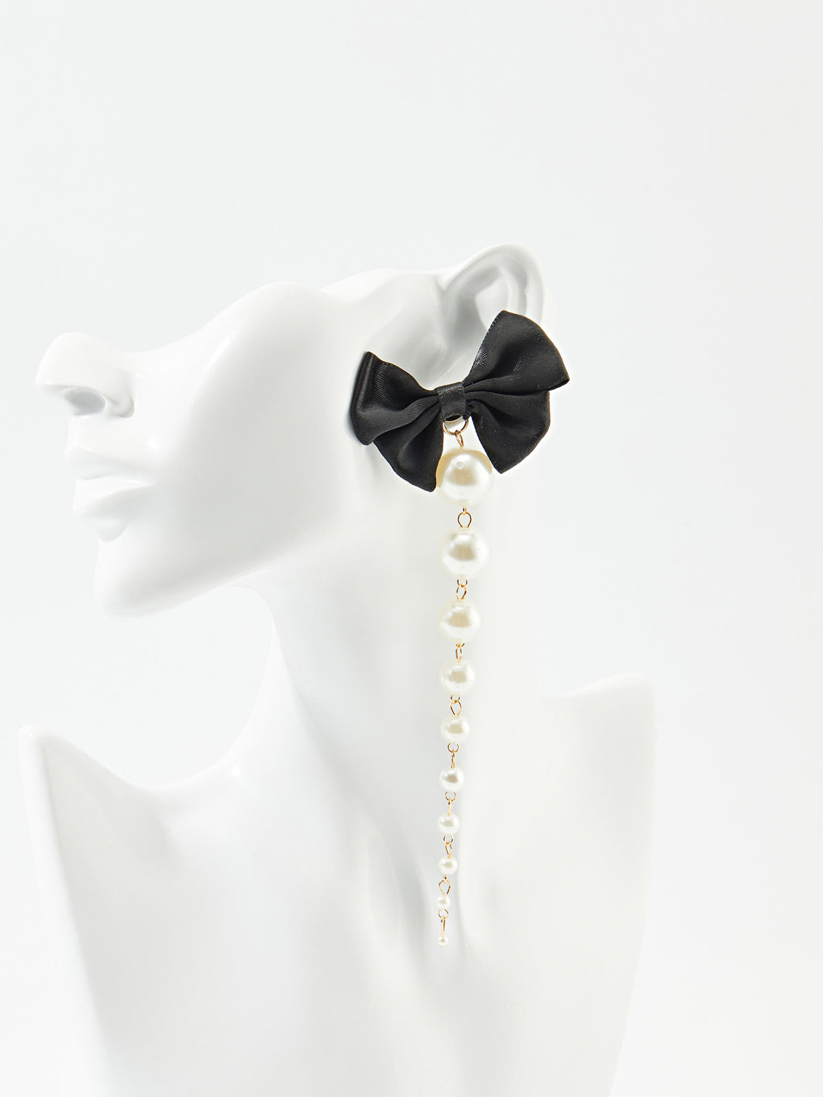 Bow Design Drop Earrings  121134