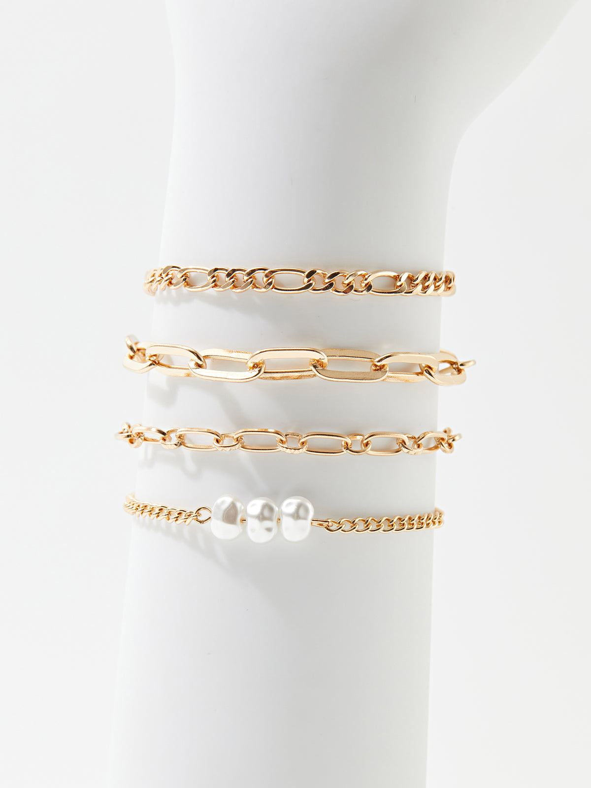 Set Of Four Bracelets 120579